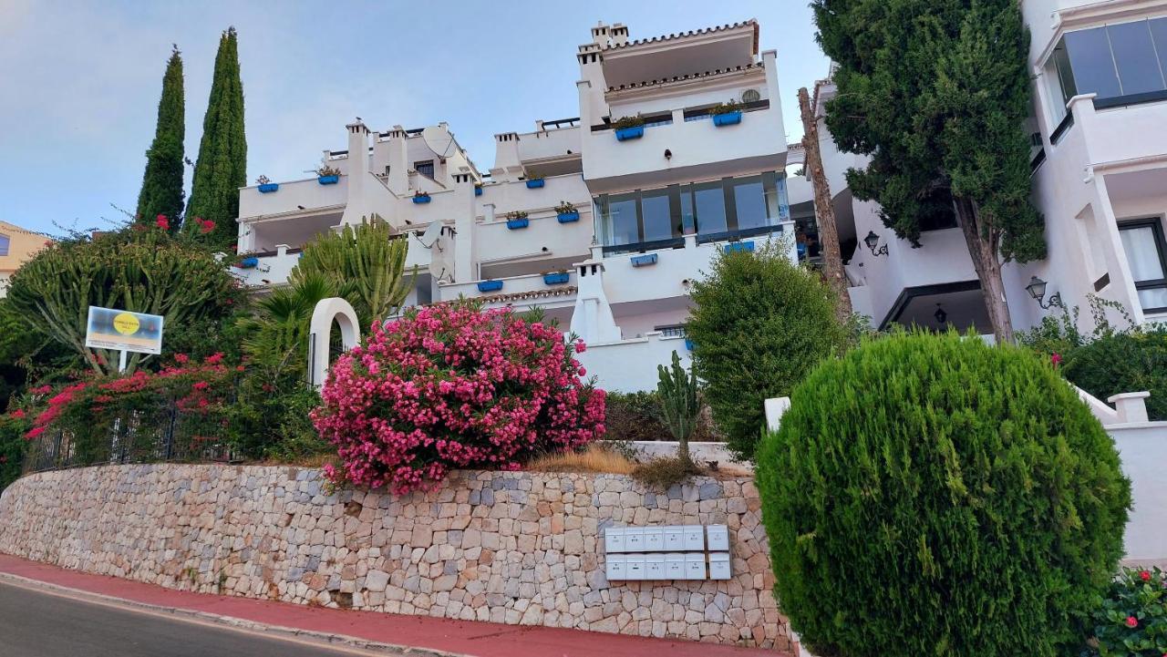 Happy Holiday Home! Pueblo Evita Charming Condo بينالماذينا المظهر الخارجي الصورة